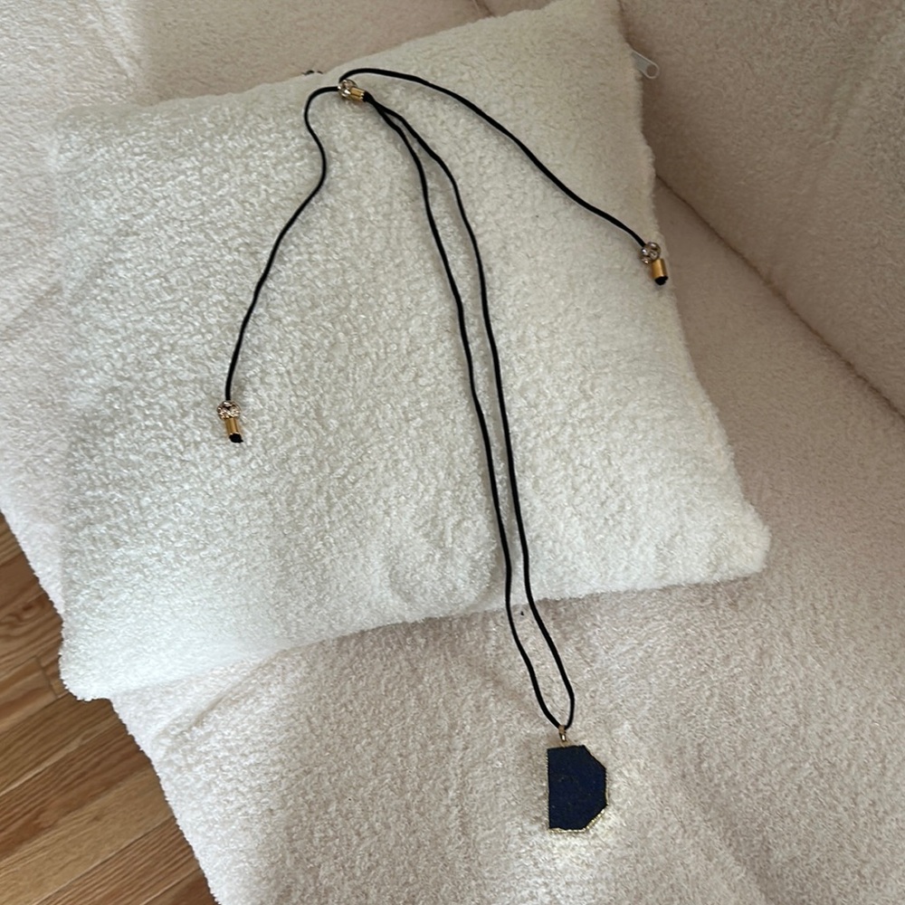Black and Gold Pendant Necklace